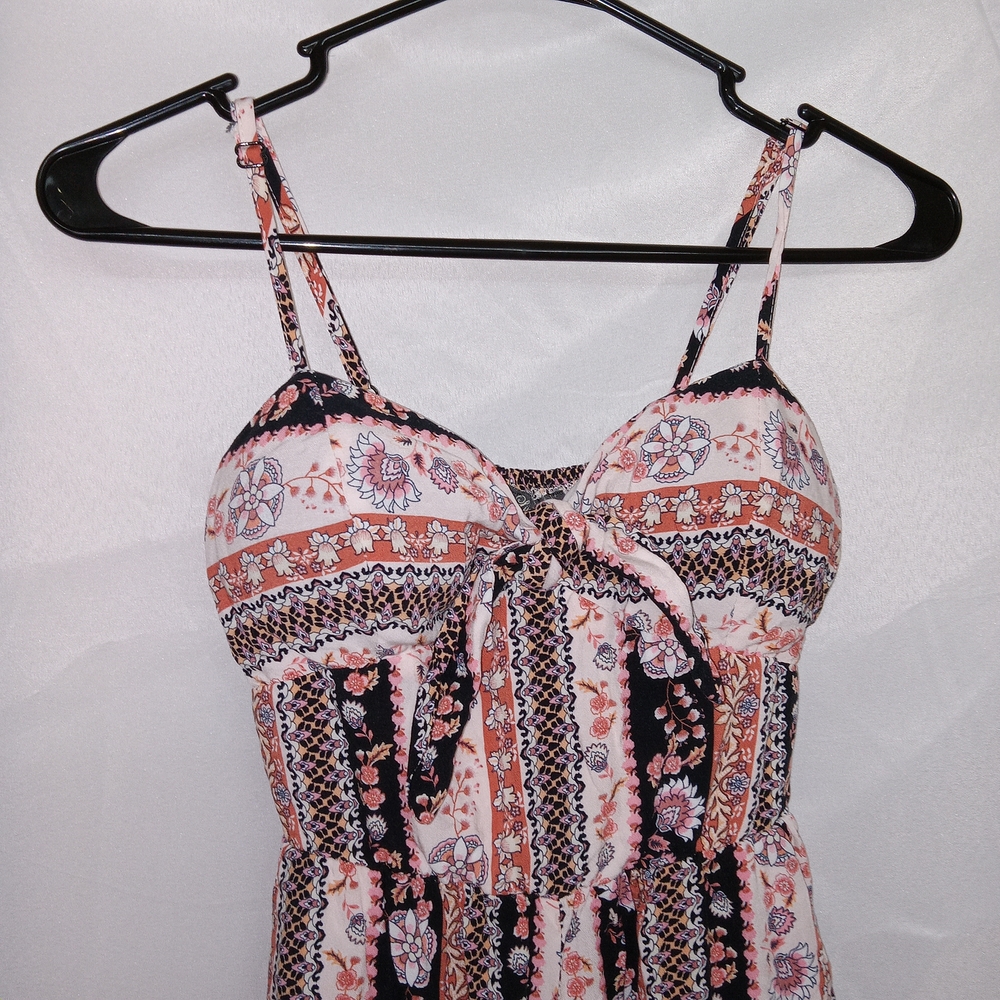 Lily Rose Floral Boho Cropped Jumpsuit Romper Womens Size XS - Picture 6 of 16